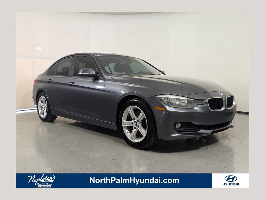 Used 2015 BMW 320i Sedan RWD image 1