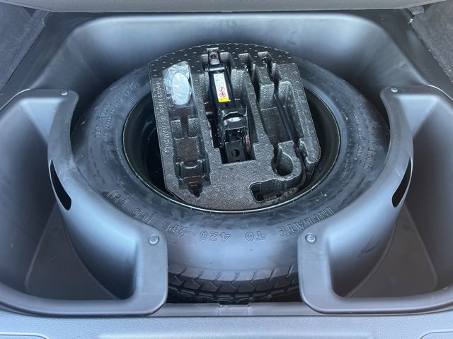 Used 2020 Jeep Grand Cherokee Altitude image 36