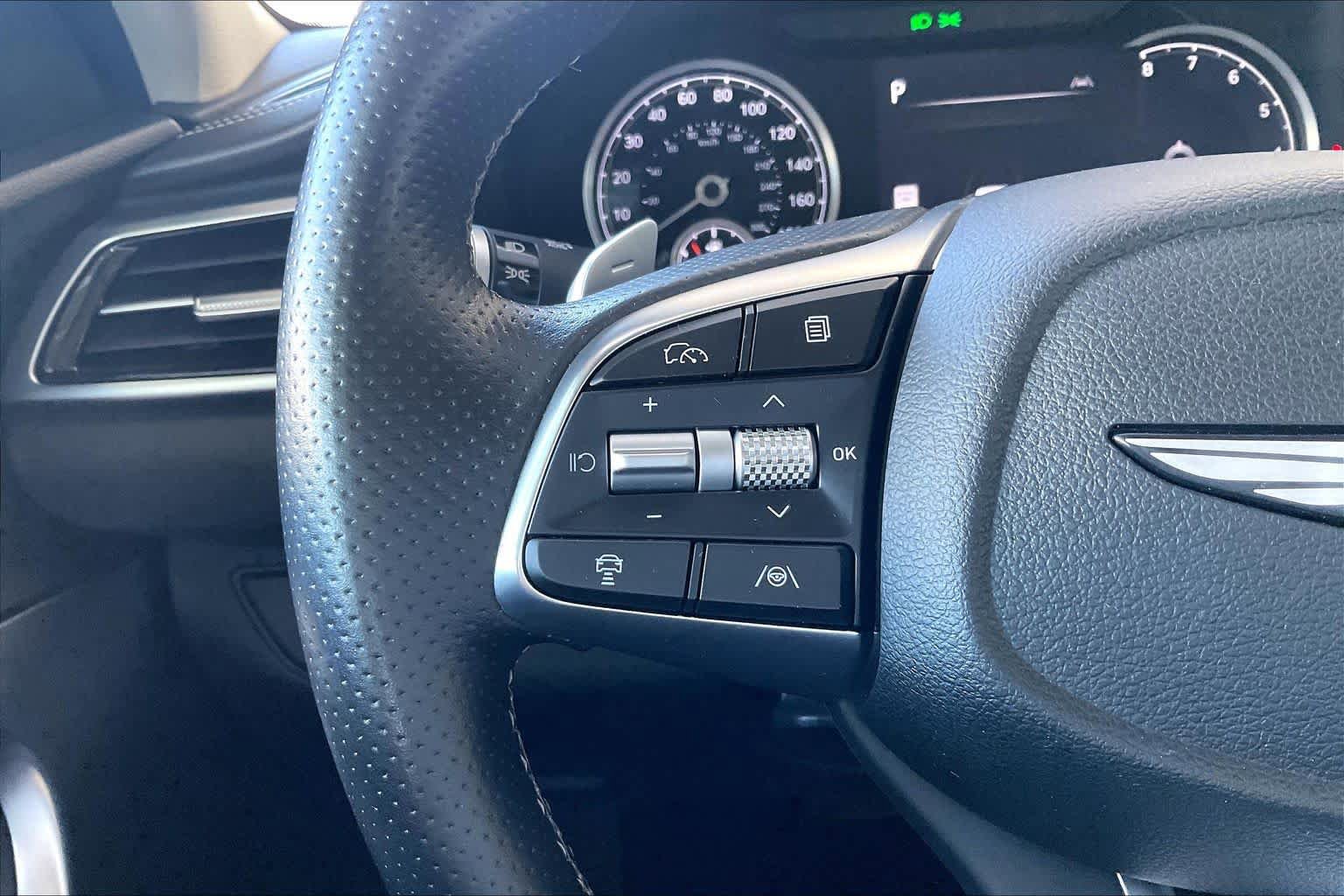 Used 2025 Genesis G70 2.5T RWD image 24