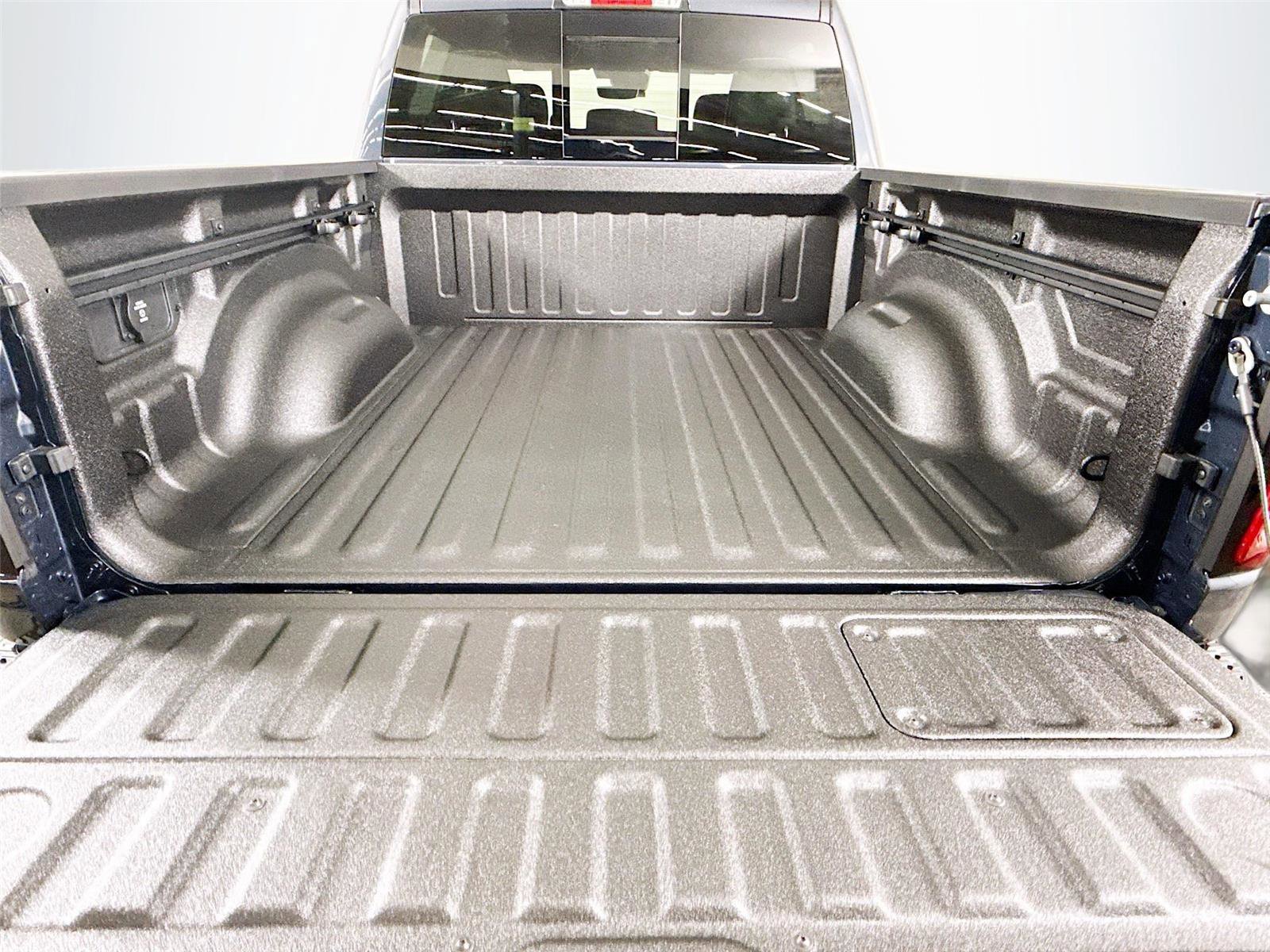 New 2026 RAM 1500 Laramie w/ Night Edition image 21