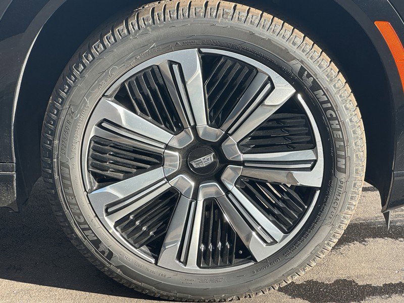New 2025 Cadillac Escalade IQ Luxury 1 w/ Smart Trailering package image 5