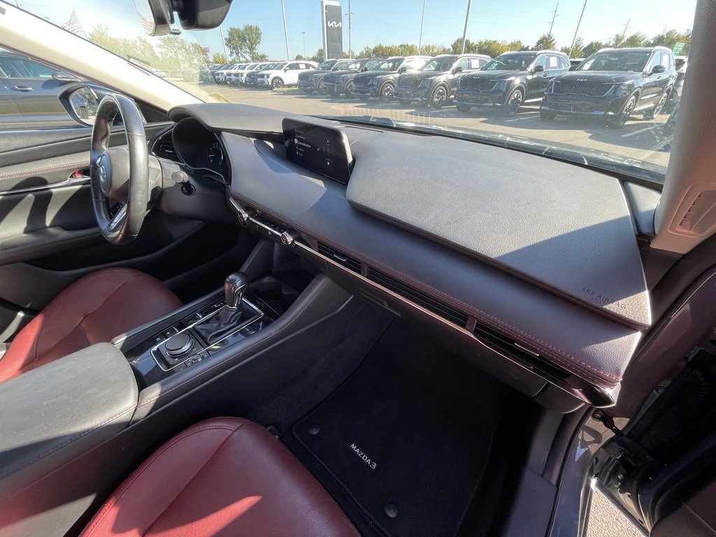 Used 2024 MAZDA MAZDA3 s image 30