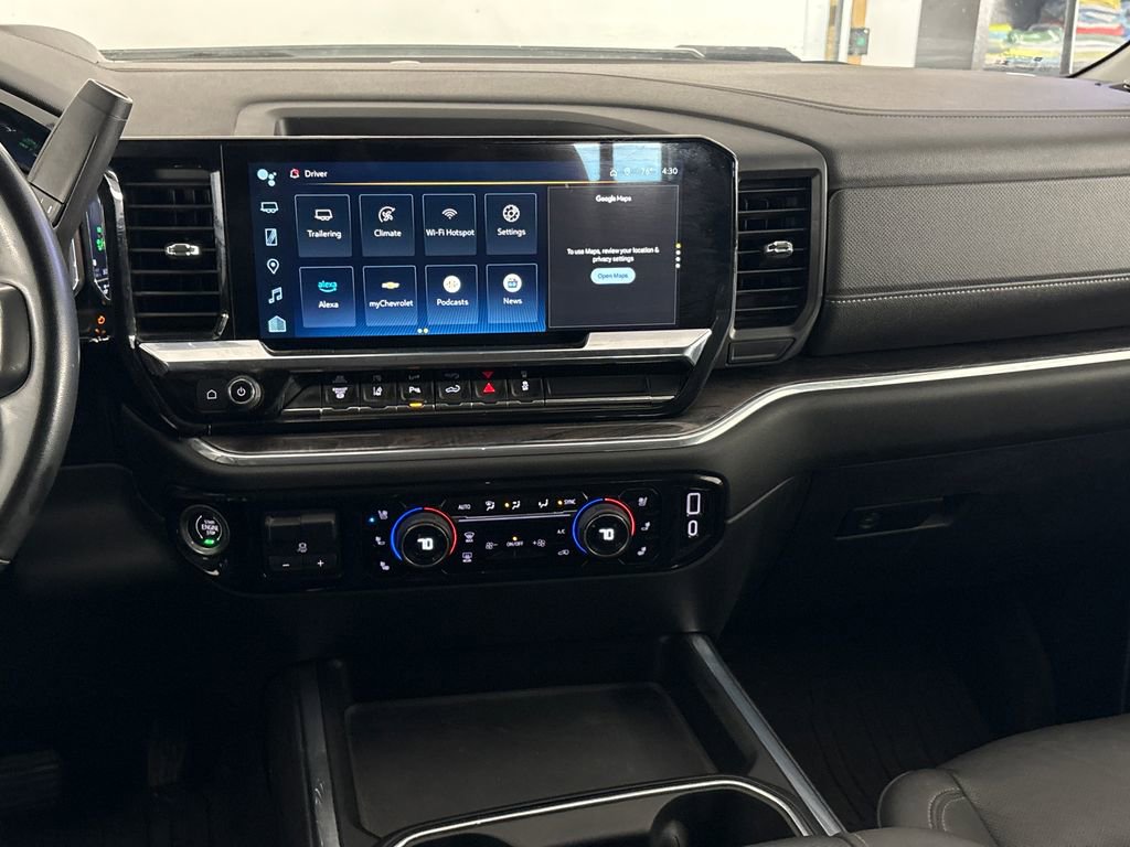 Used 2024 Chevrolet Silverado 3500 LTZ w/ LTZ Convenience Package image 31