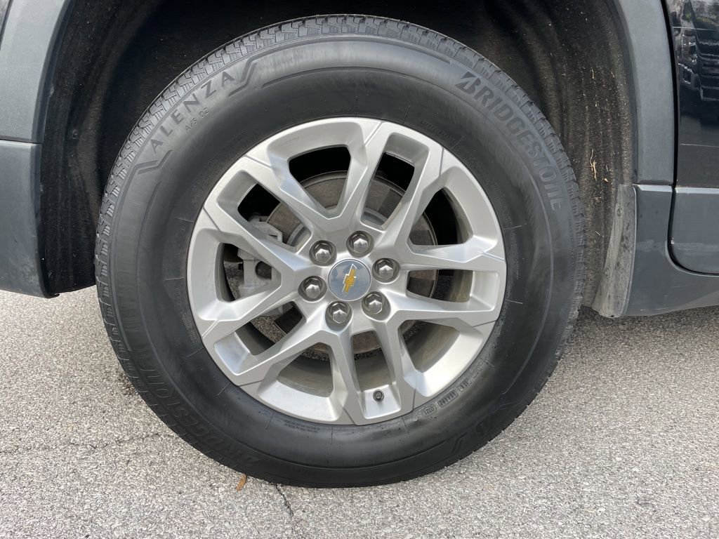 Used 2021 Chevrolet Traverse LT image 56