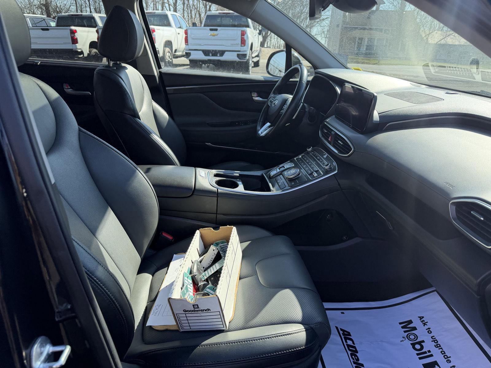Used 2023 Hyundai Santa Fe SEL w/ Premium Package FWD image 19