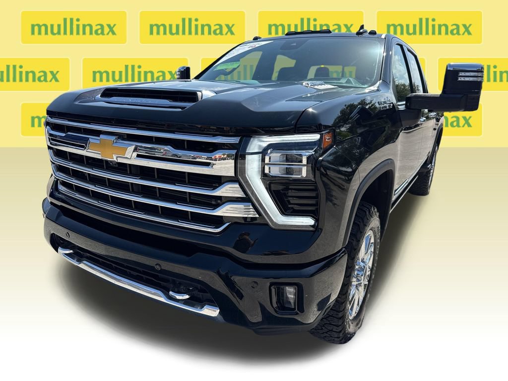 Used 2024 Chevrolet Silverado 2500 High Country w/ Technology Package AWD/4WD image 11