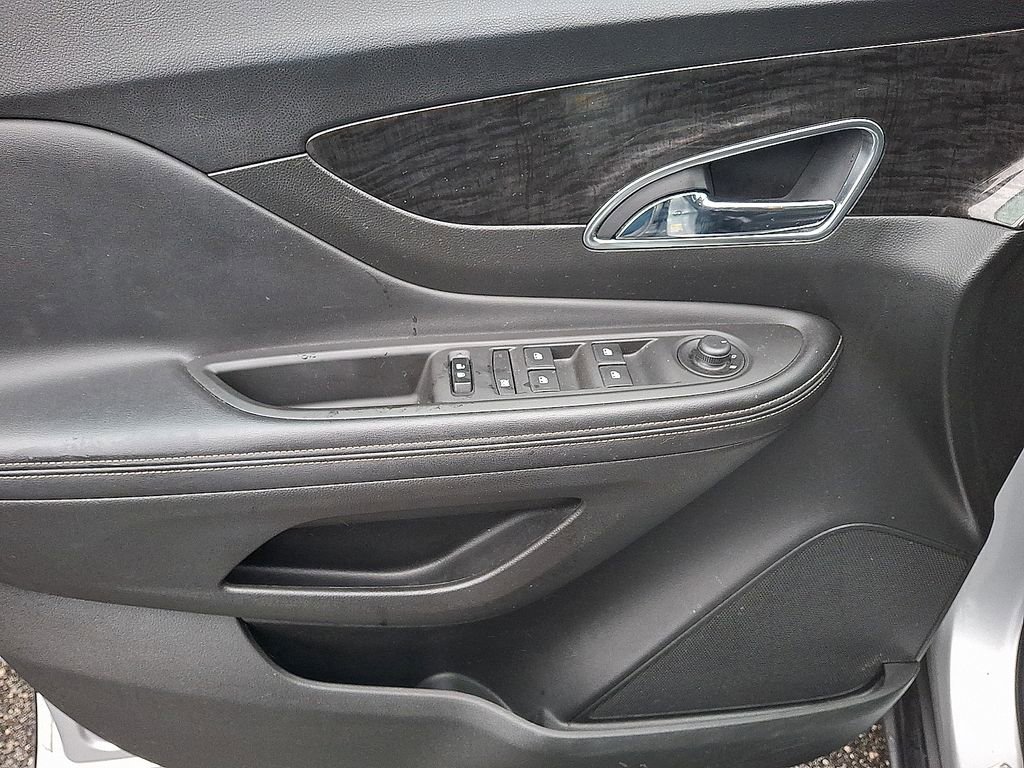 Used 2015 Buick Encore FWD image 13