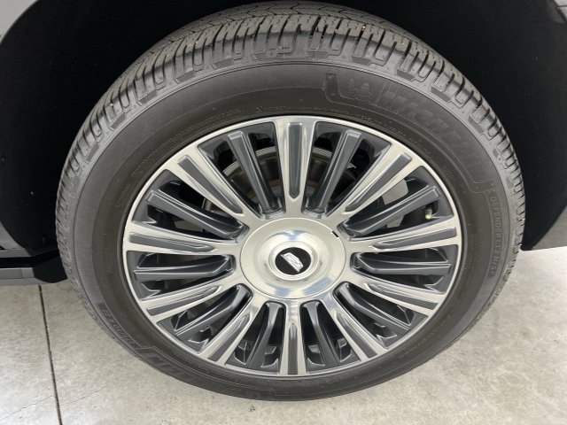 Certified 2021 Cadillac Escalade Premium Luxury Platinum AWD/4WD image 34