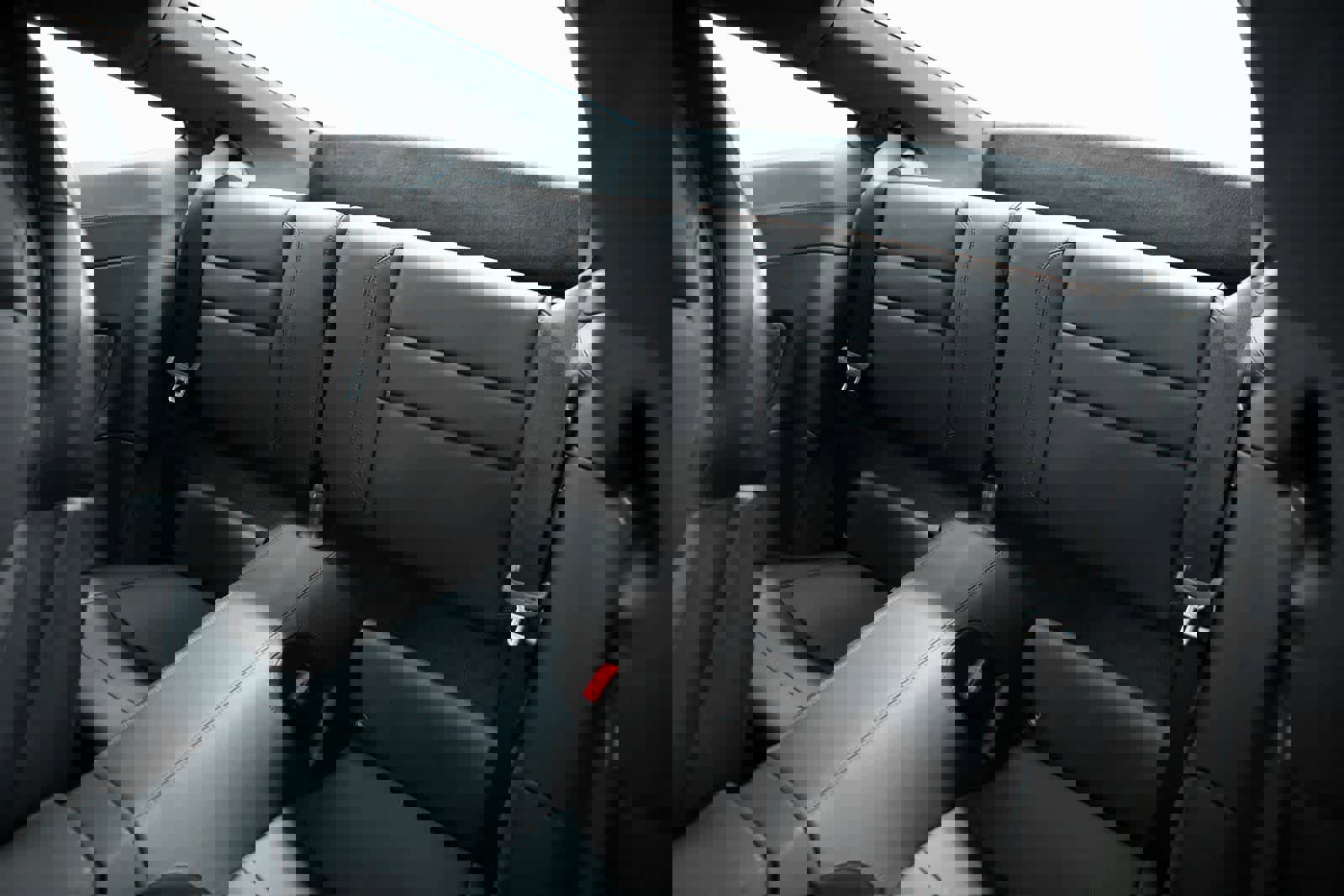 Certified 2025 Porsche 911 Carrera image 29