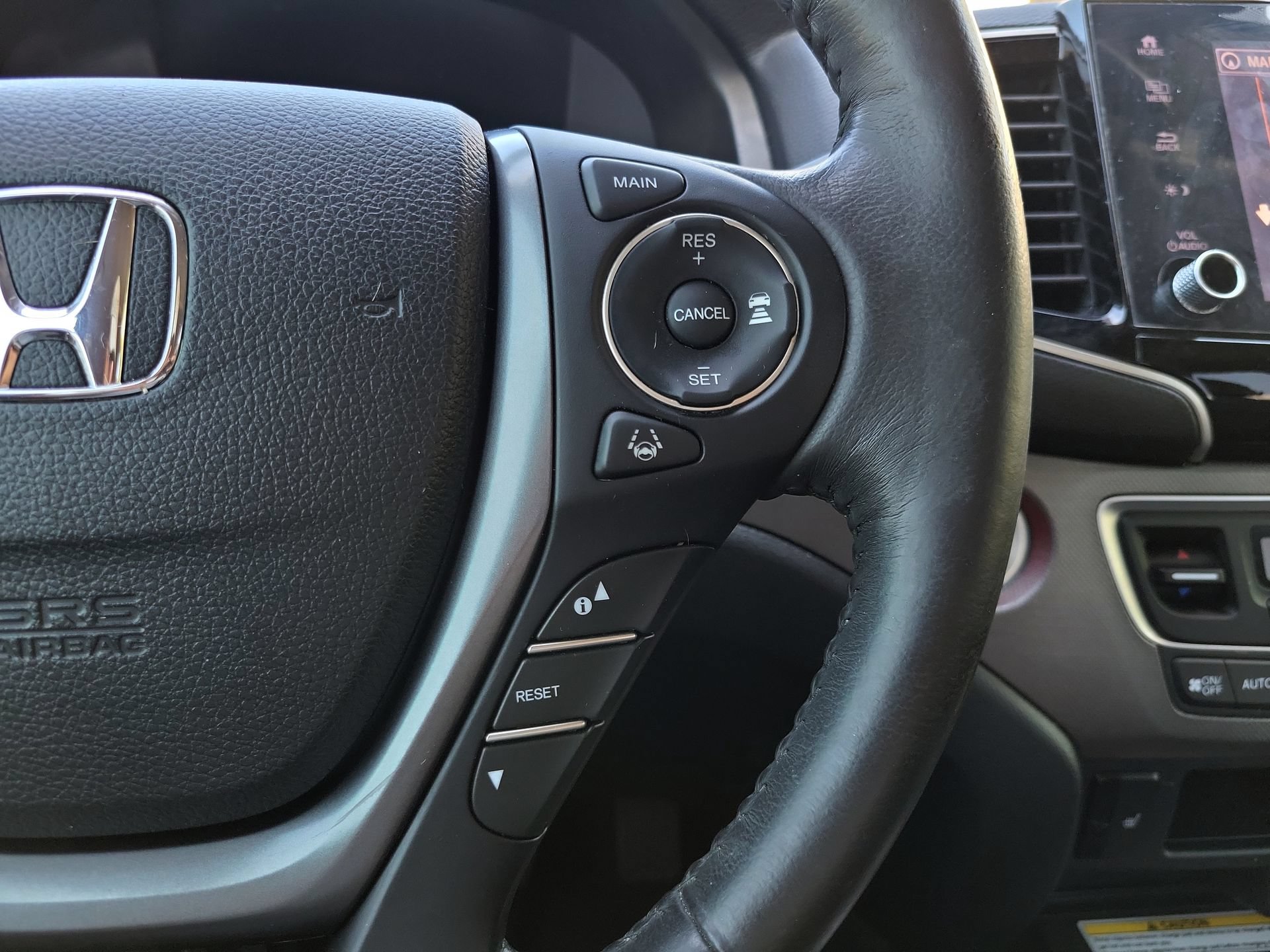 Used 2023 Honda Ridgeline RTL-E image 31