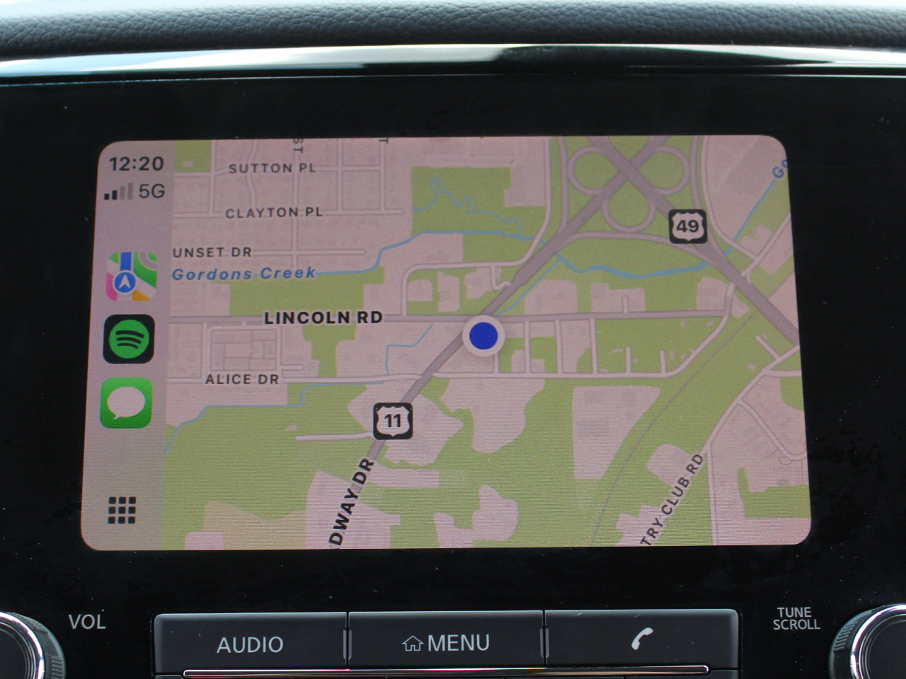 Used 2023 Nissan Titan SV w/ SV Utility Package image 30