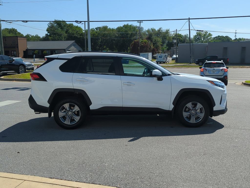 Used 2024 Toyota RAV4 XLE w/ Convenience Package FWD image 8