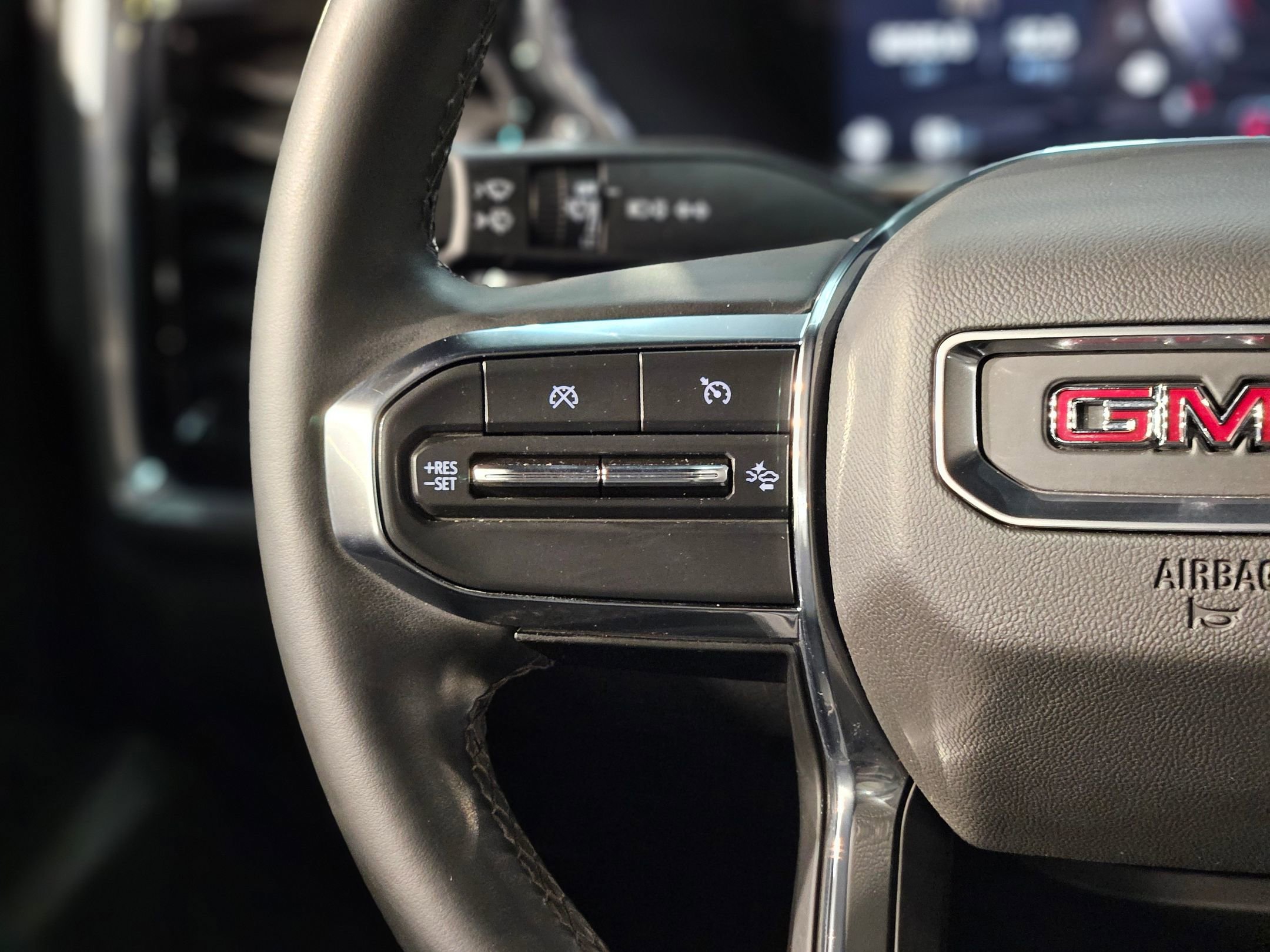 Used 2024 GMC Canyon Elevation w/ Elevation Premium Package image 27