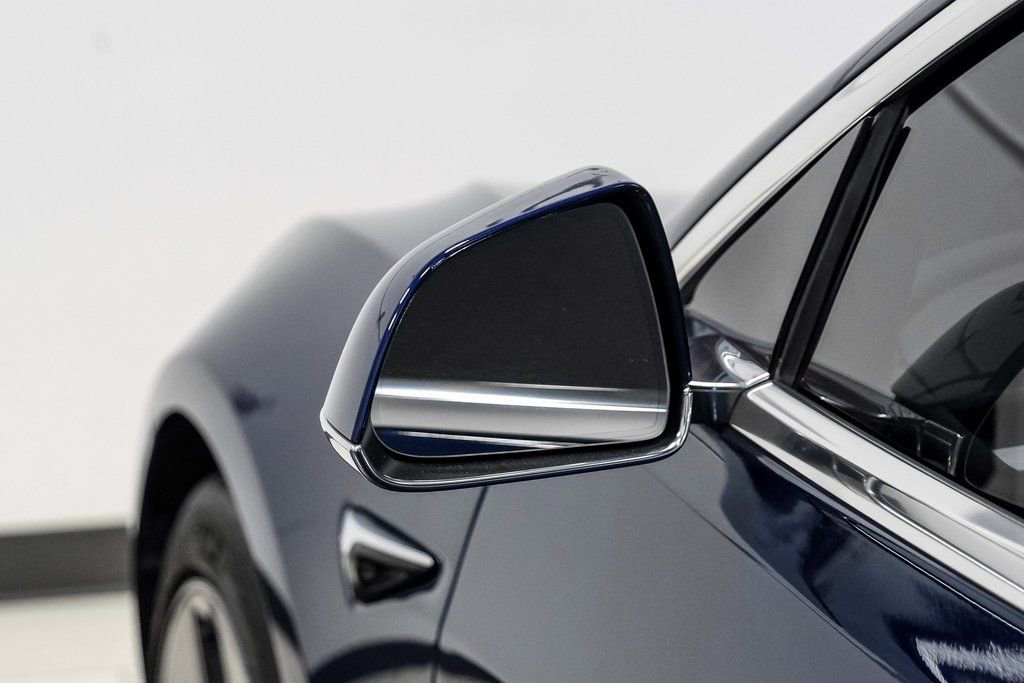 Used 2018 Tesla Model 3 Long Range image 37