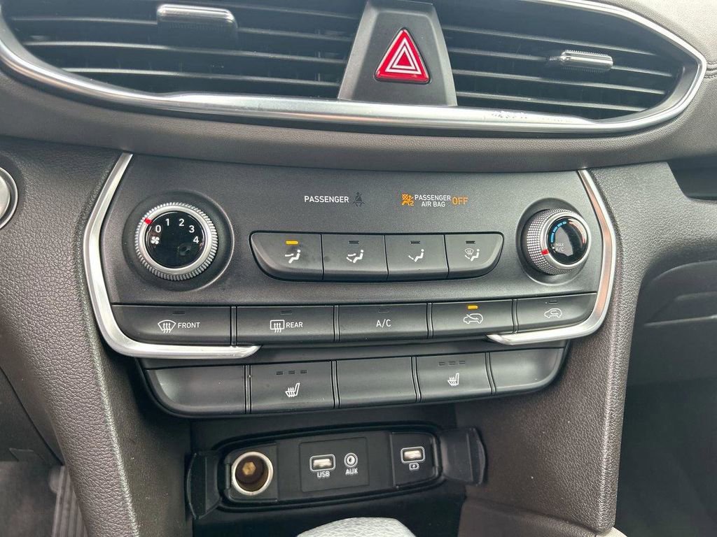 Used 2020 Hyundai Santa Fe SEL image 27