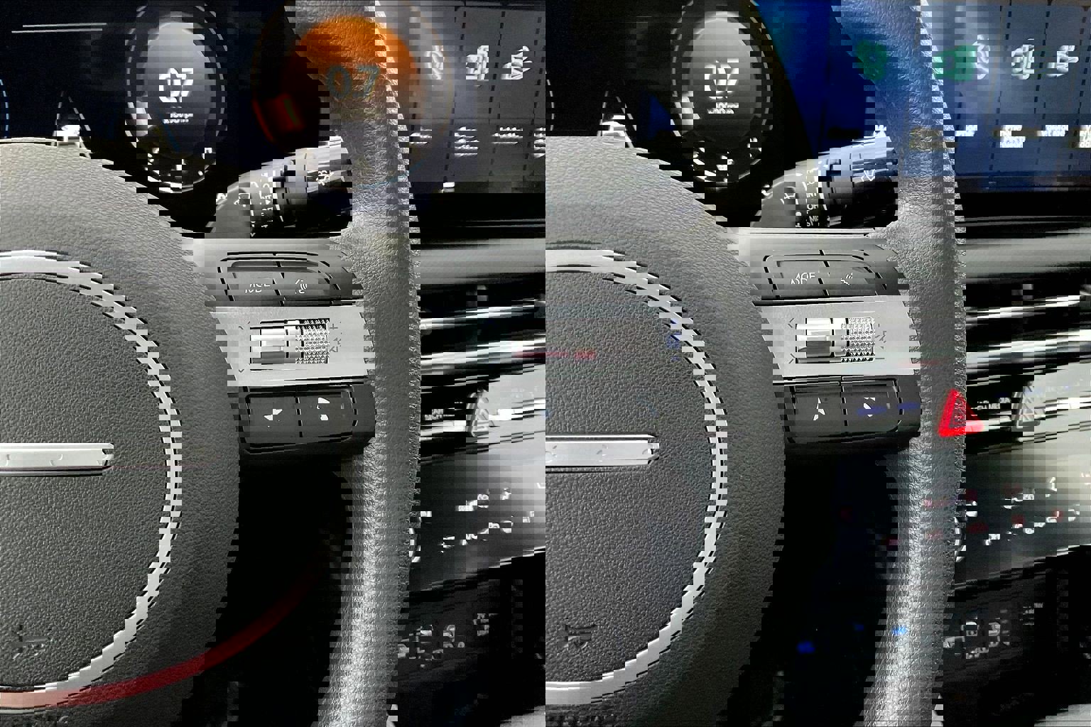 Used 2026 Hyundai Santa Cruz SEL AWD/4WD image 13