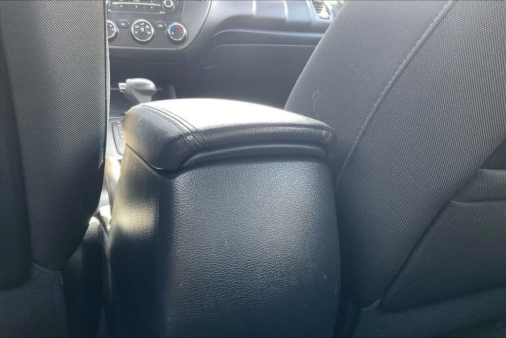 Used 2016 Kia Forte LX image 39