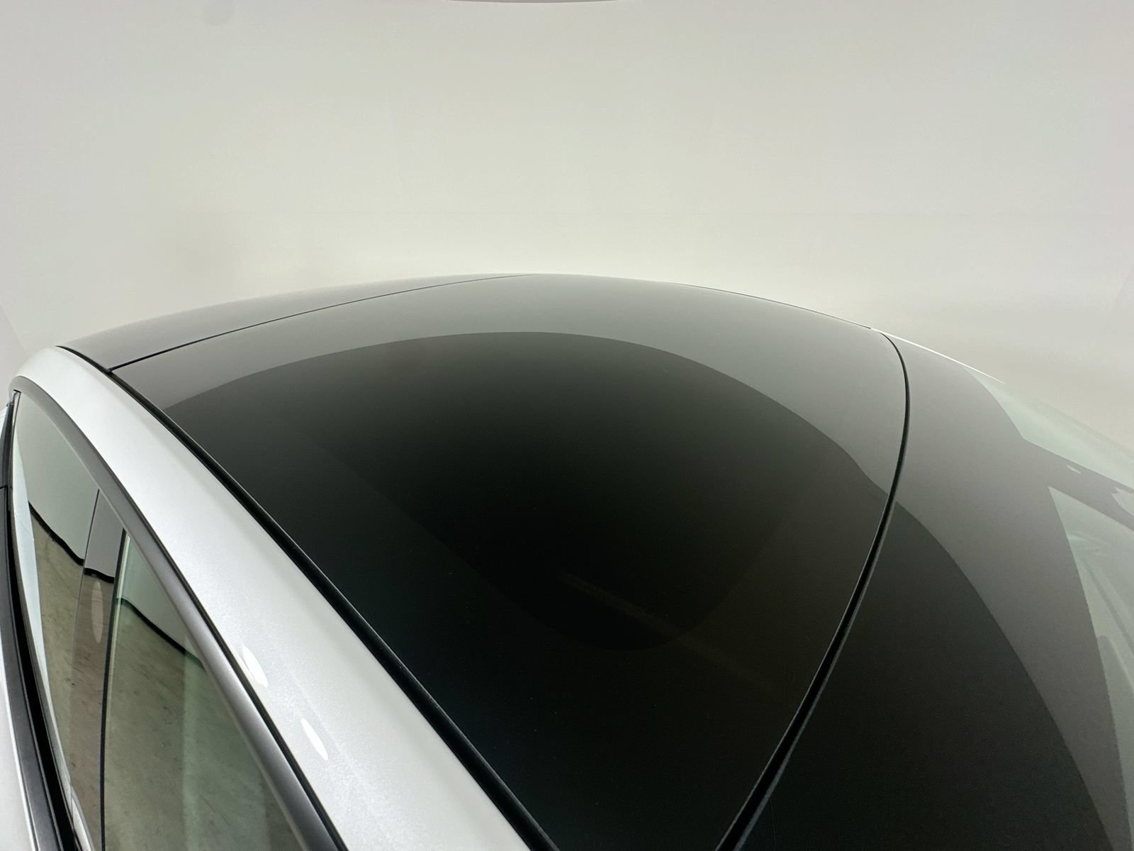 Used 2022 Tesla Model 3 Performance AWD/4WD image 11