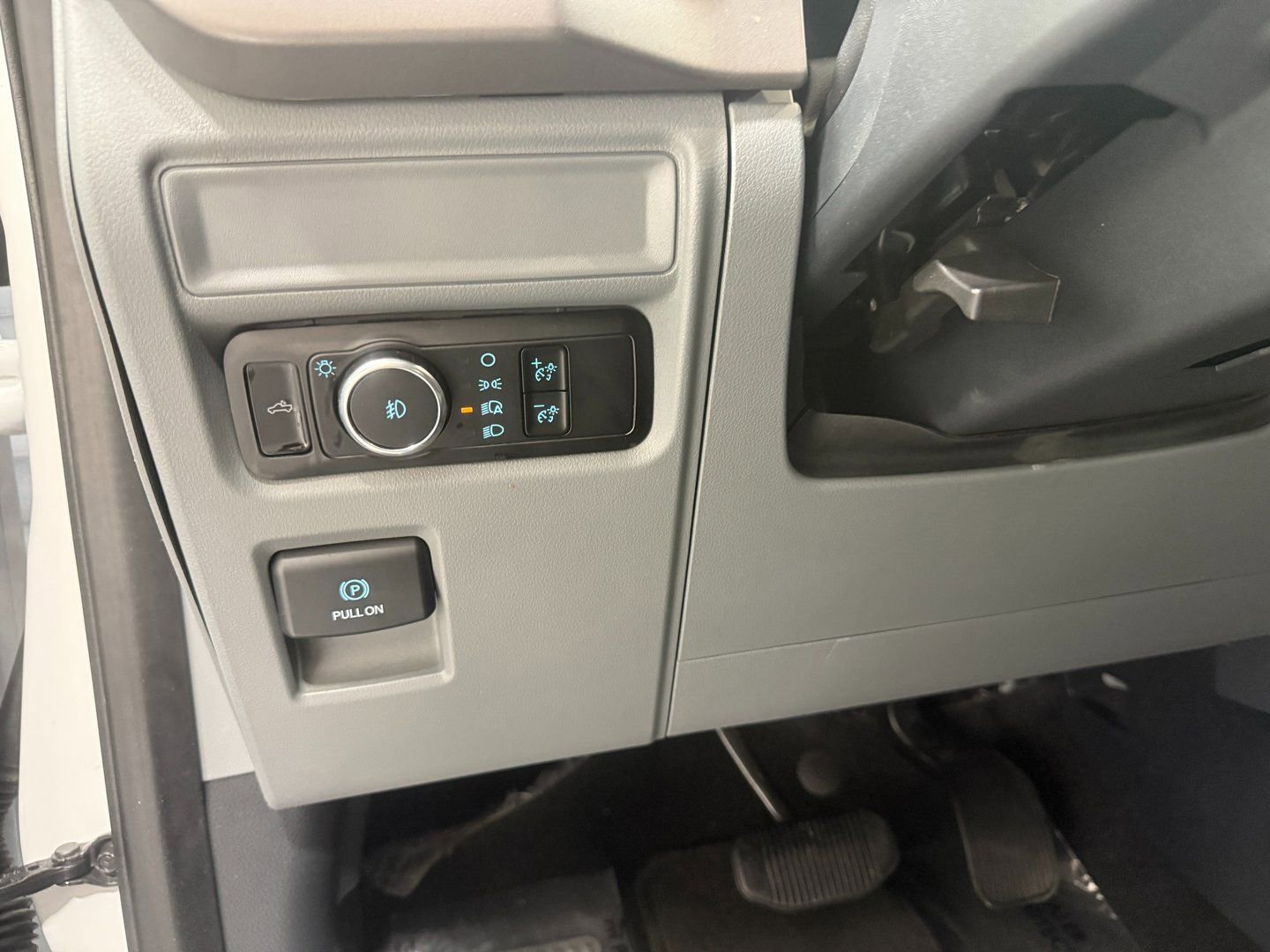 Used 2024 Ford F150 XLT w/ Tow/Haul Package image 20