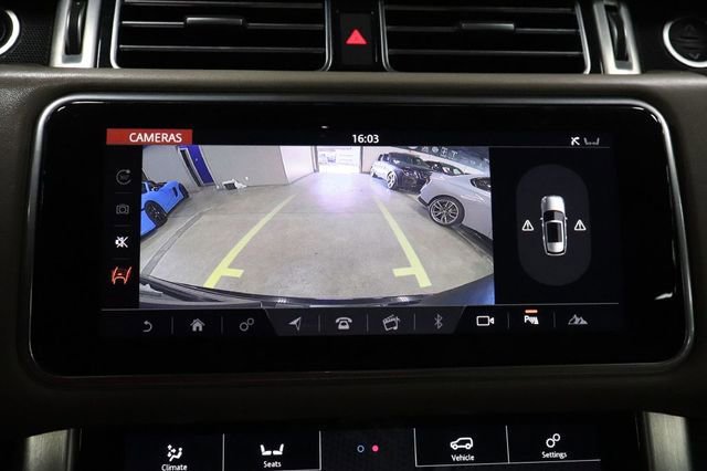 Used 2019 Land Rover Range Rover Long Wheelbase Supercharged image 16