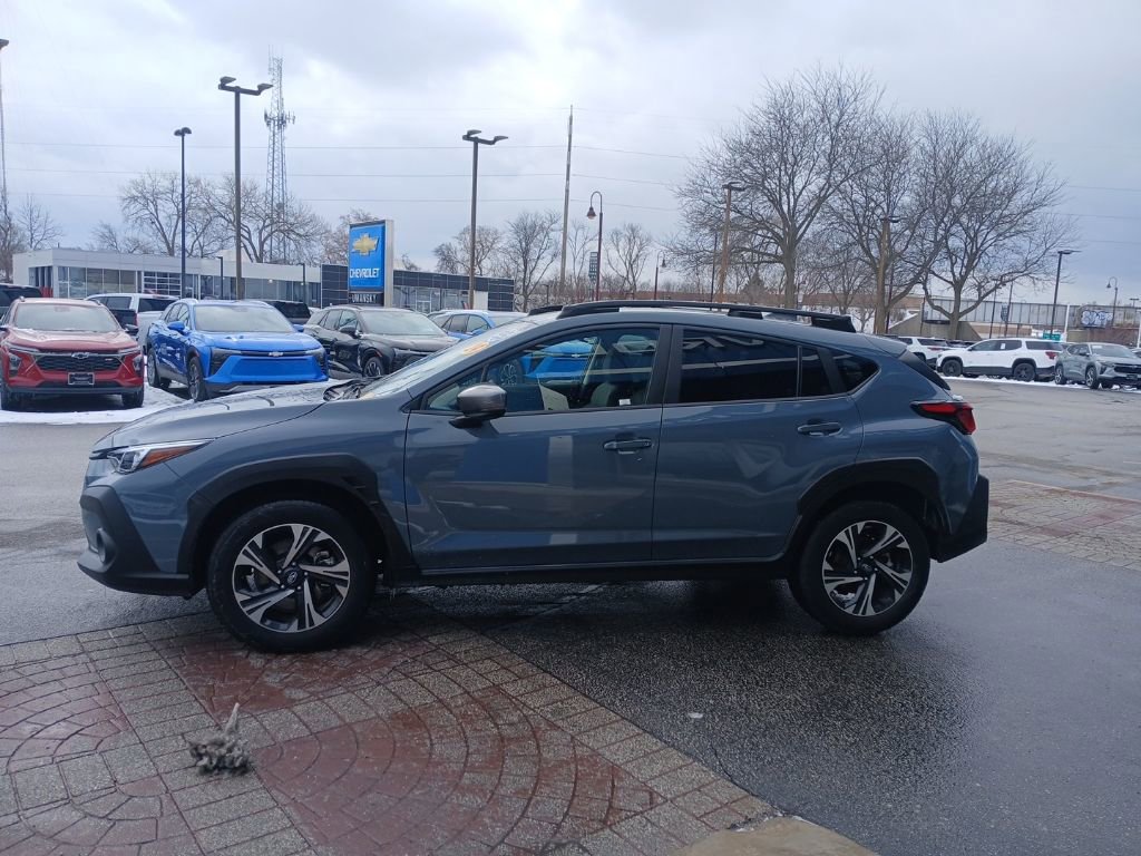 Used 2024 Subaru Crosstrek 2.0i Premium image 5