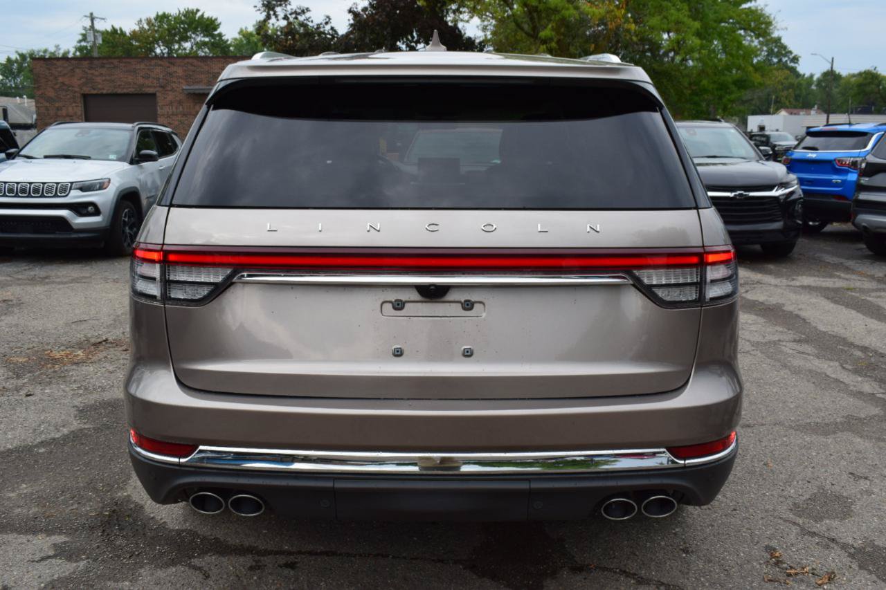 Used 2020 Lincoln Aviator Reserve w/ Equipment Group 202A AWD/4WD image 7