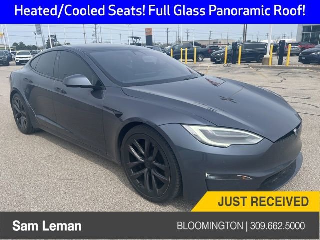 Used 2021 Tesla Model S Plaid image 1