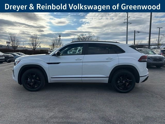 New 2026 Volkswagen Atlas Cross Sport SEL R-Line image 4