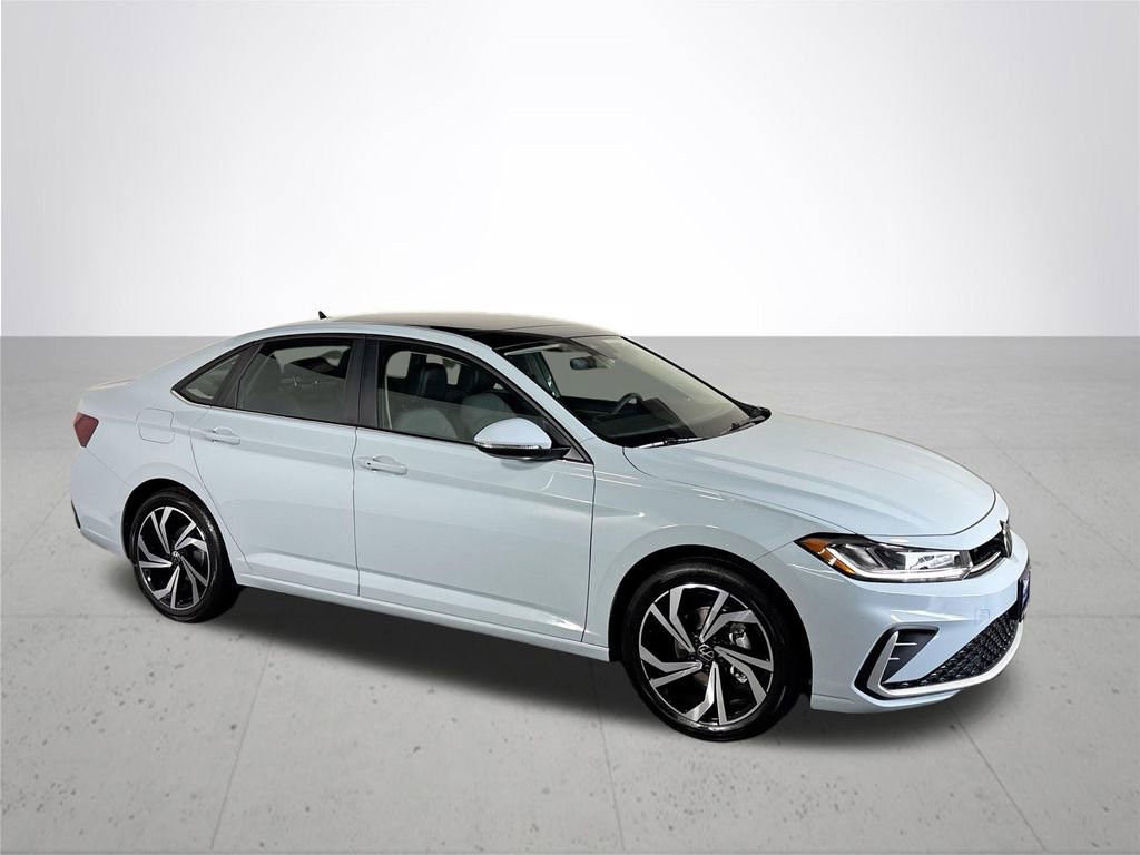 New 2025 Volkswagen Jetta SEL image 4