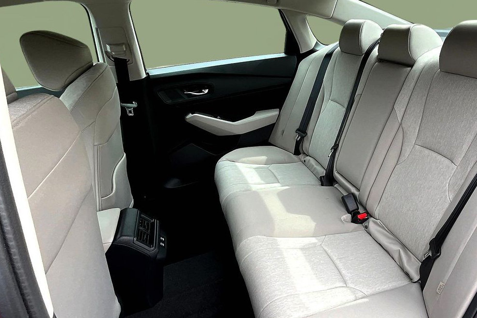 New 2026 Honda Accord SE image 18