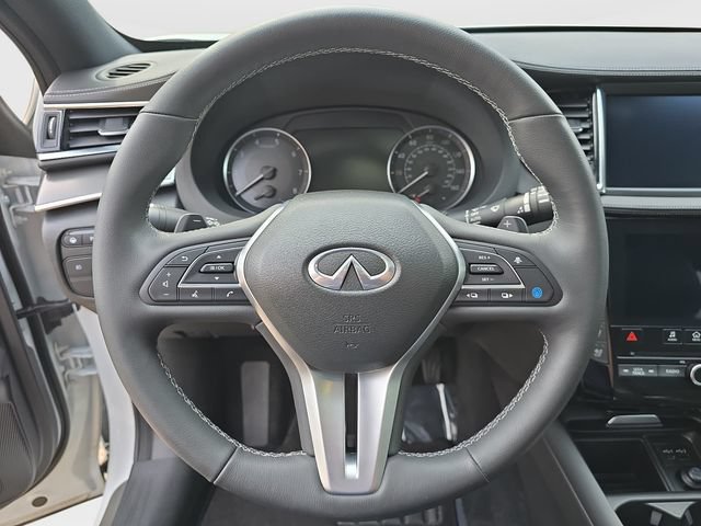 Used 2023 INFINITI QX55 Essential w/ Accent Package AWD/4WD image 25