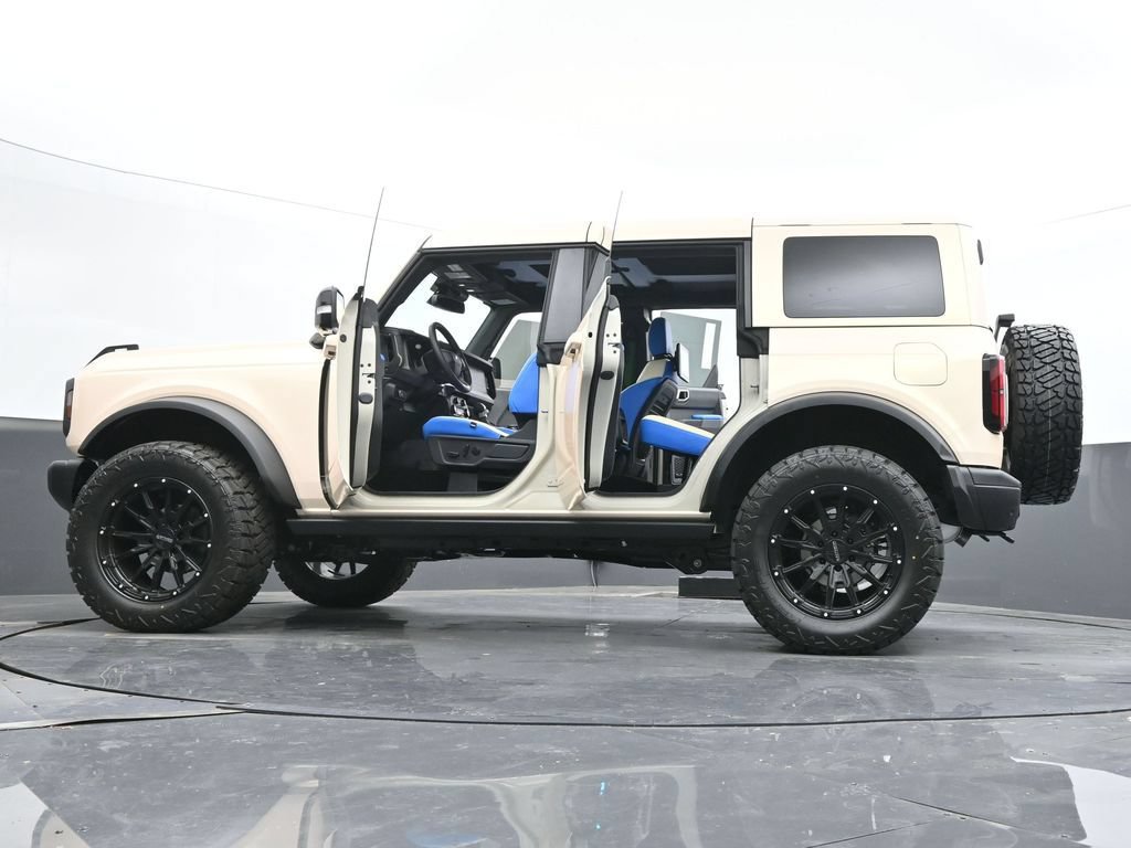 New 2025 Ford Bronco Badlands AWD/4WD image 70