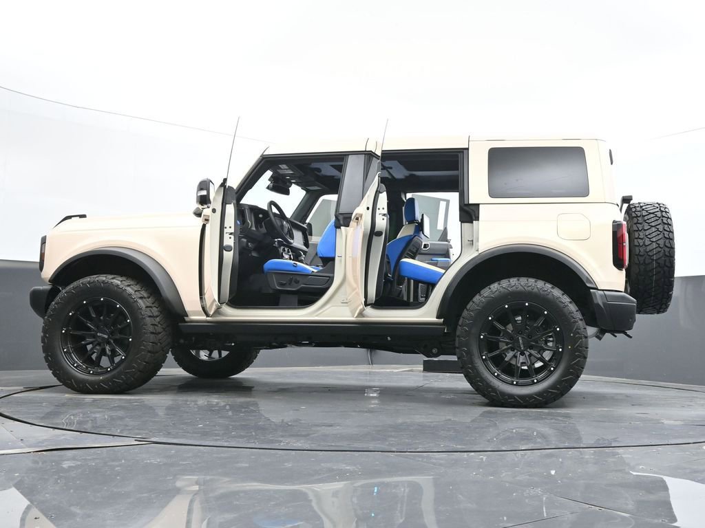 New 2025 Ford Bronco Badlands image 70