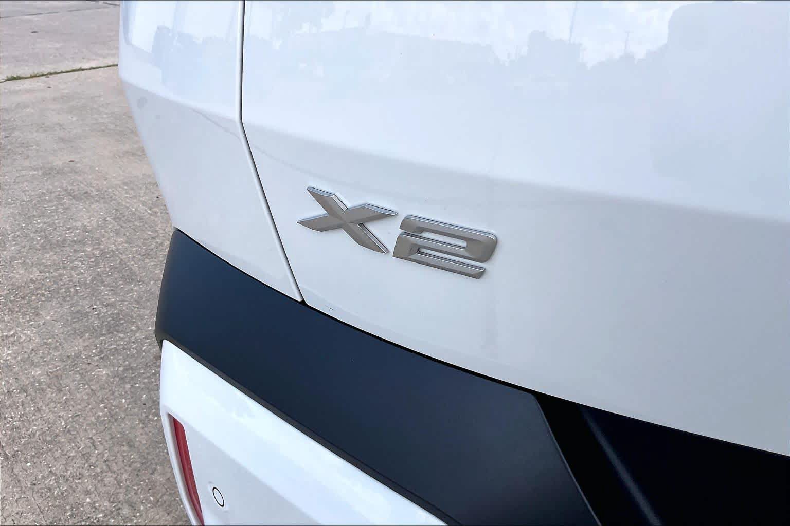 Used 2026 BMW X2 xDrive28i AWD/4WD image 10