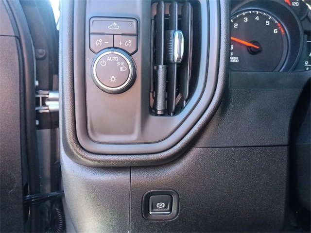 Used 2024 Chevrolet Silverado 1500 Custom image 16