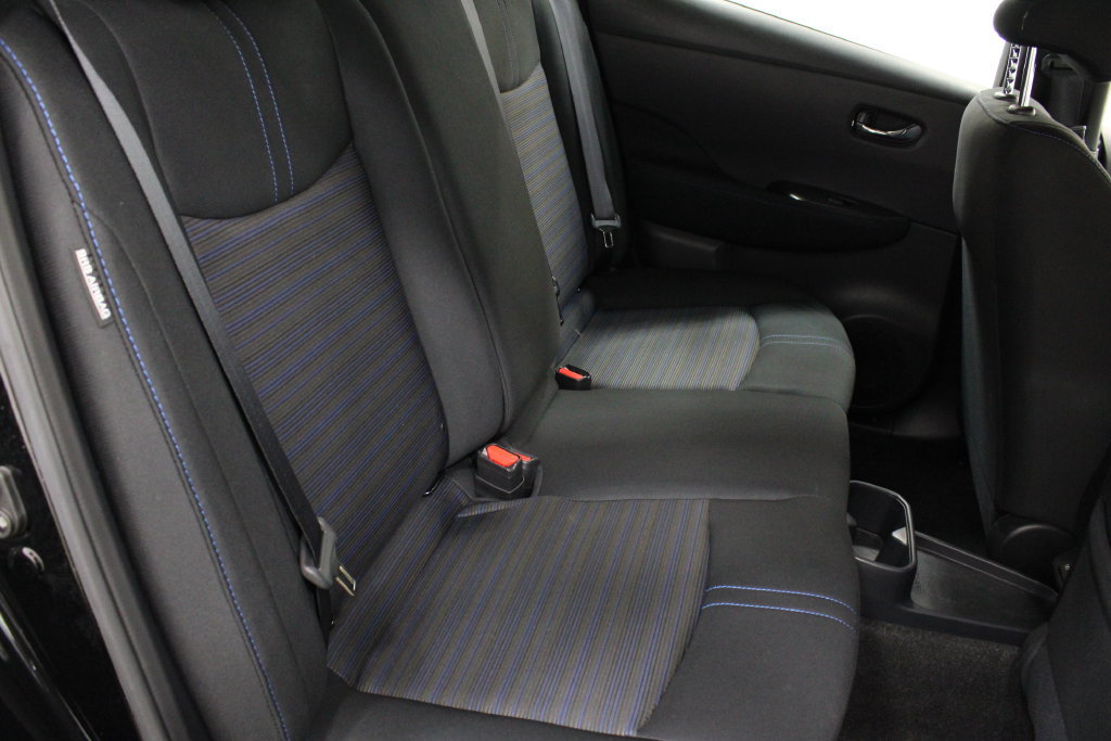 Used 2025 Nissan Leaf S FWD image 18
