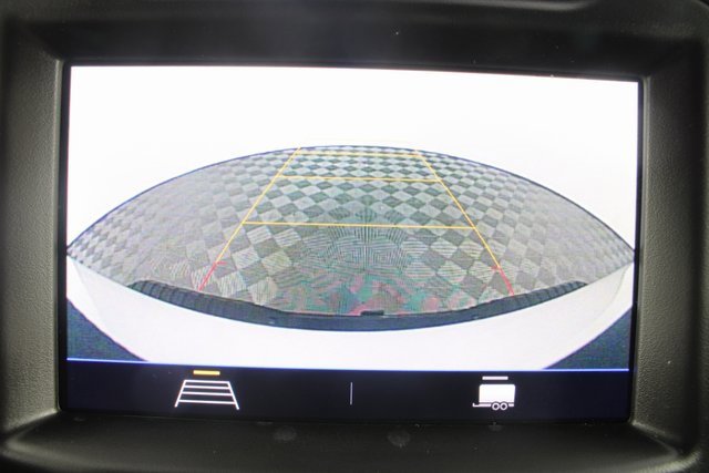 Used 2022 Chevrolet Silverado 2500 Custom w/ Custom Value Package image 3