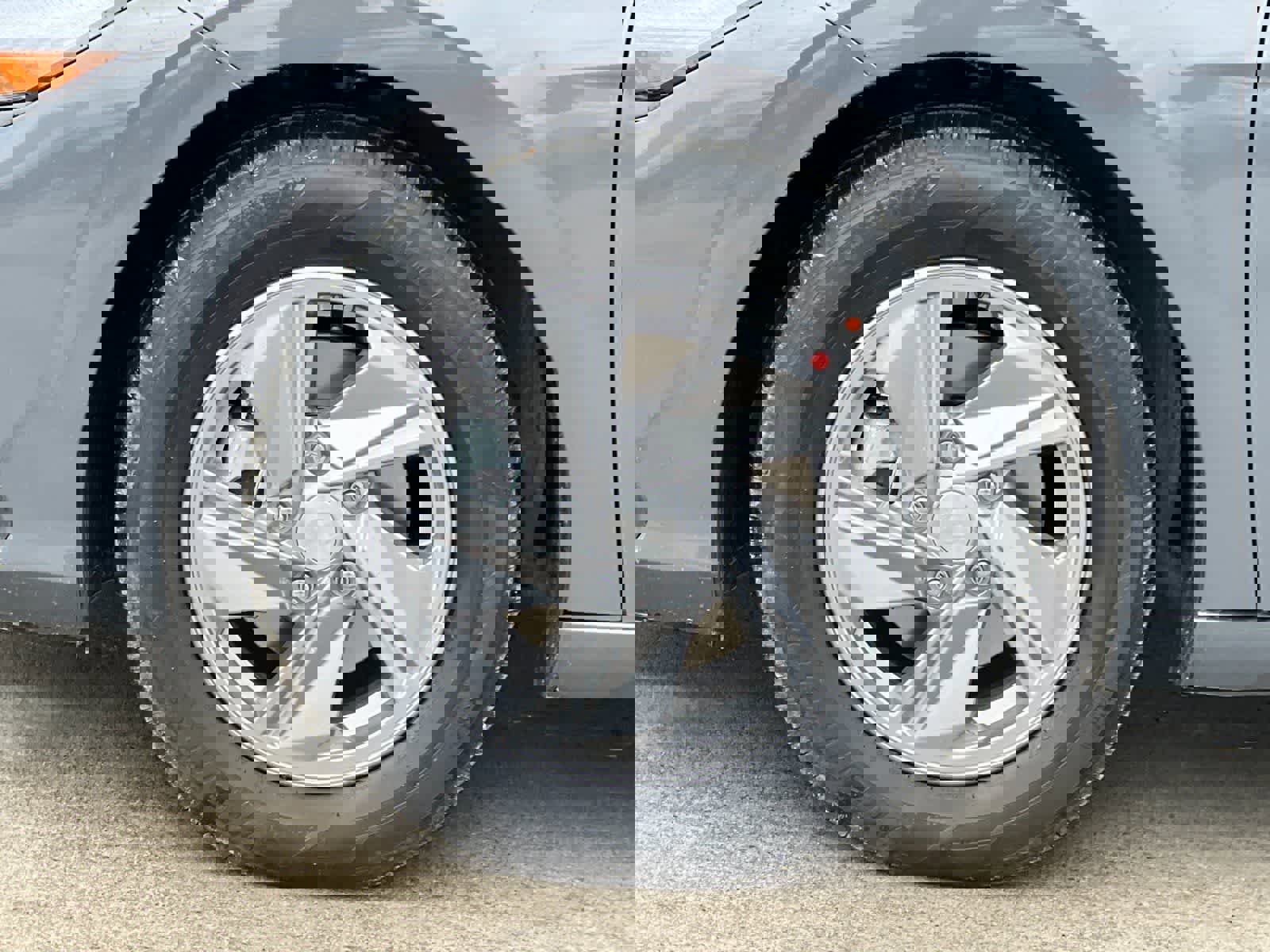 New 2025 Hyundai Elantra SE image 23