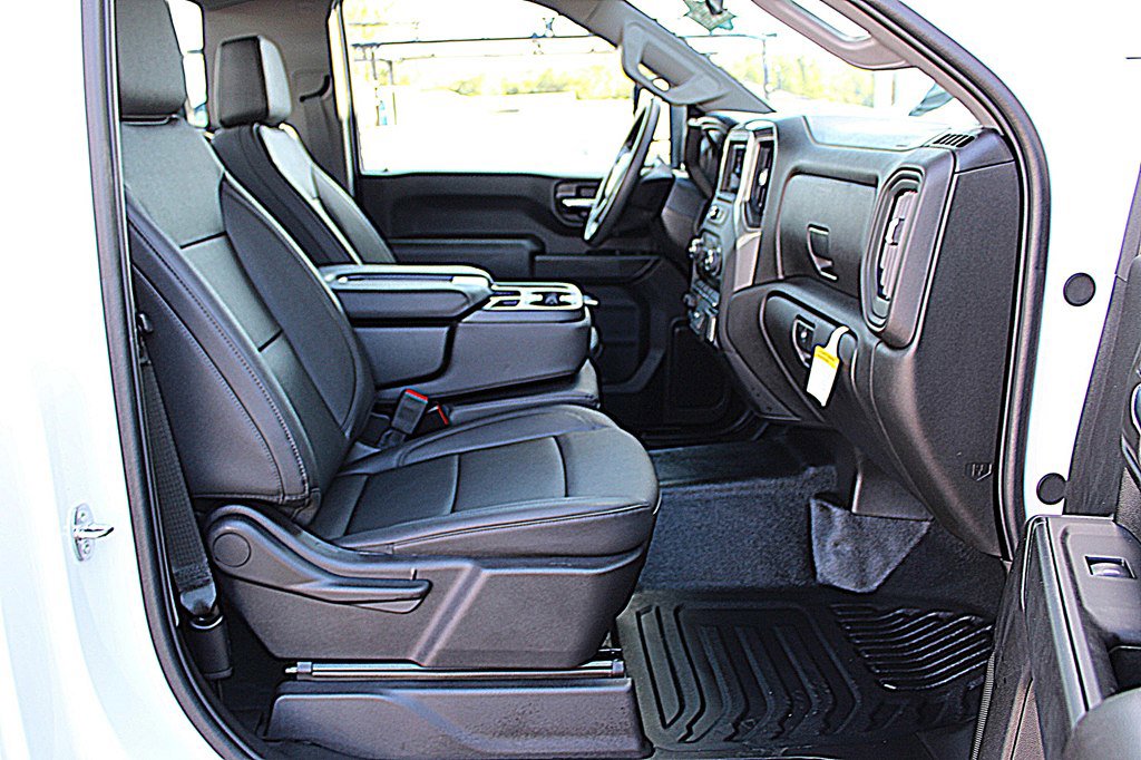 Used 2024 Chevrolet Silverado 3500 W/T w/ Snow Plow Prep Package image 21