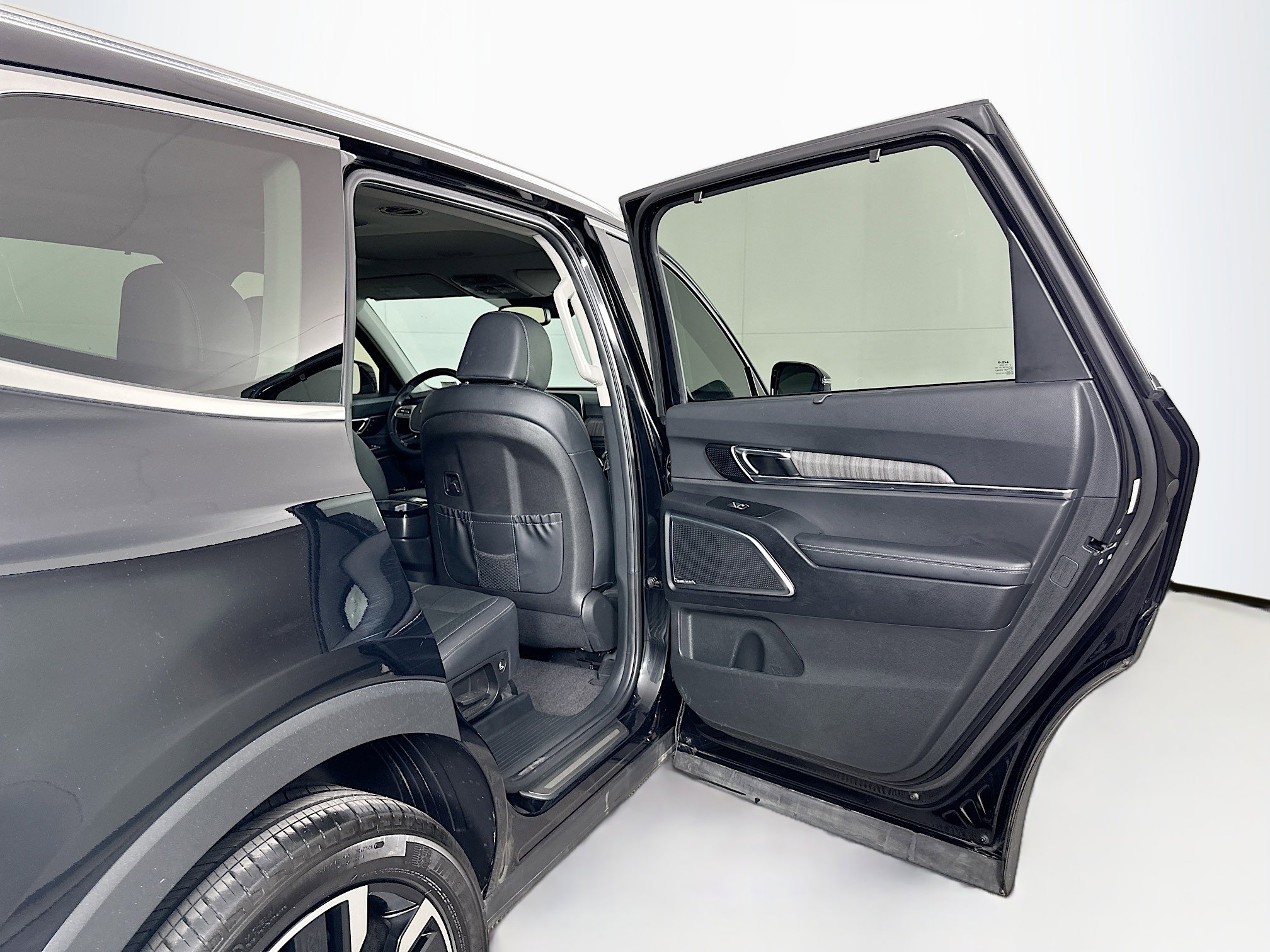 Used 2024 Kia Telluride SX image 33