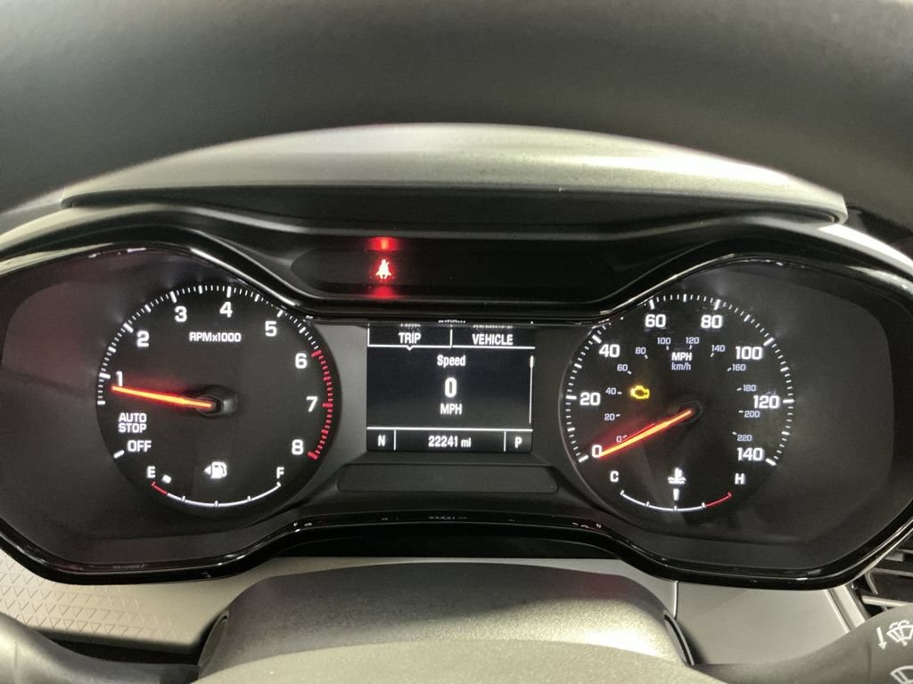 Used 2024 Chevrolet Trax LS w/ LS Convenience Package FWD image 18