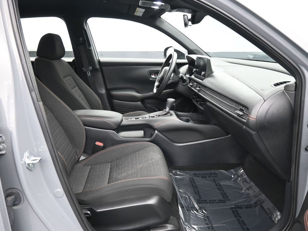 Certified 2024 Honda HR-V Sport image 39