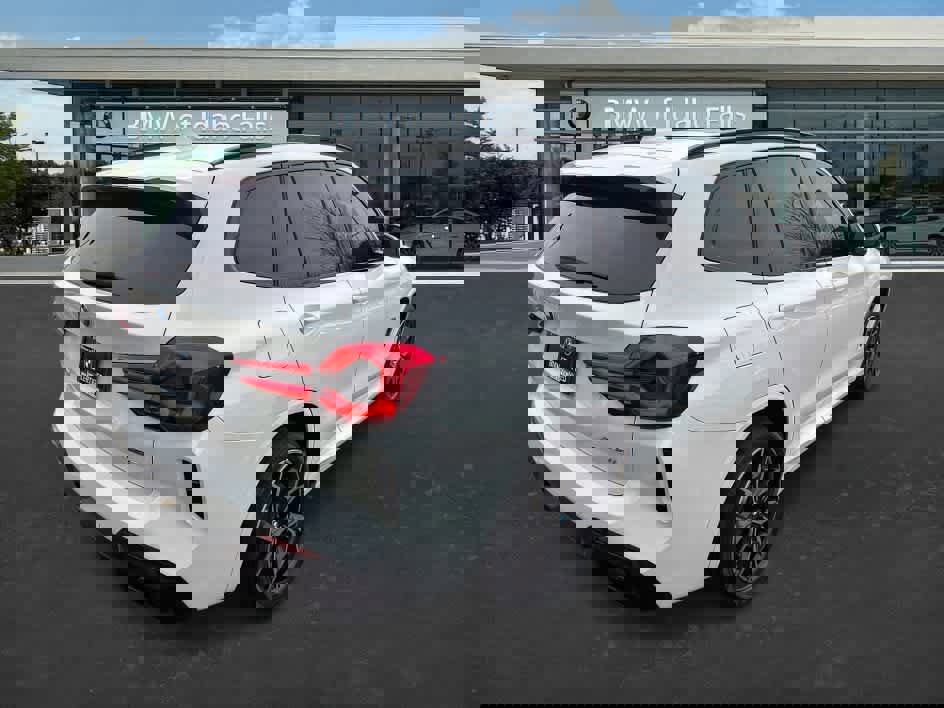 Certified 2024 BMW X3 xDrive30i w/ Premium Package image 9
