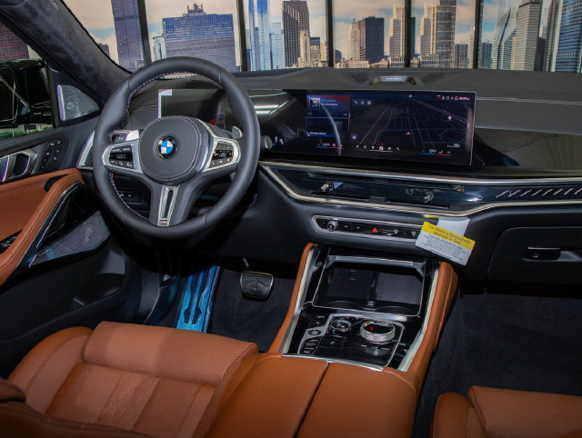 New 2027 BMW X6 M60i AWD/4WD image 16