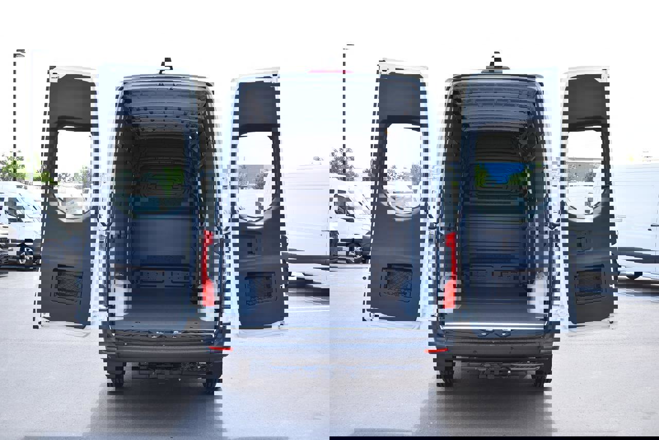 New 2025 Mercedes-Benz Sprinter 2500 image 7