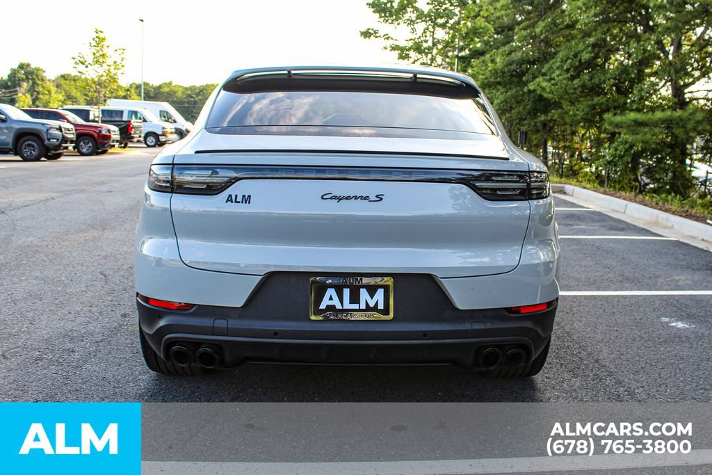 Used 2023 Porsche Cayenne S w/ Premium Package AWD/4WD image 10
