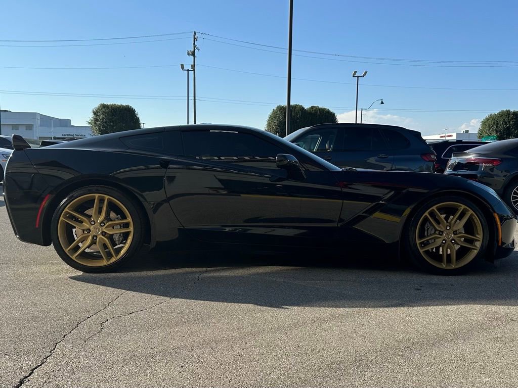 Used 2019 Chevrolet Corvette Stingray Coupe w/ 1LT image 10