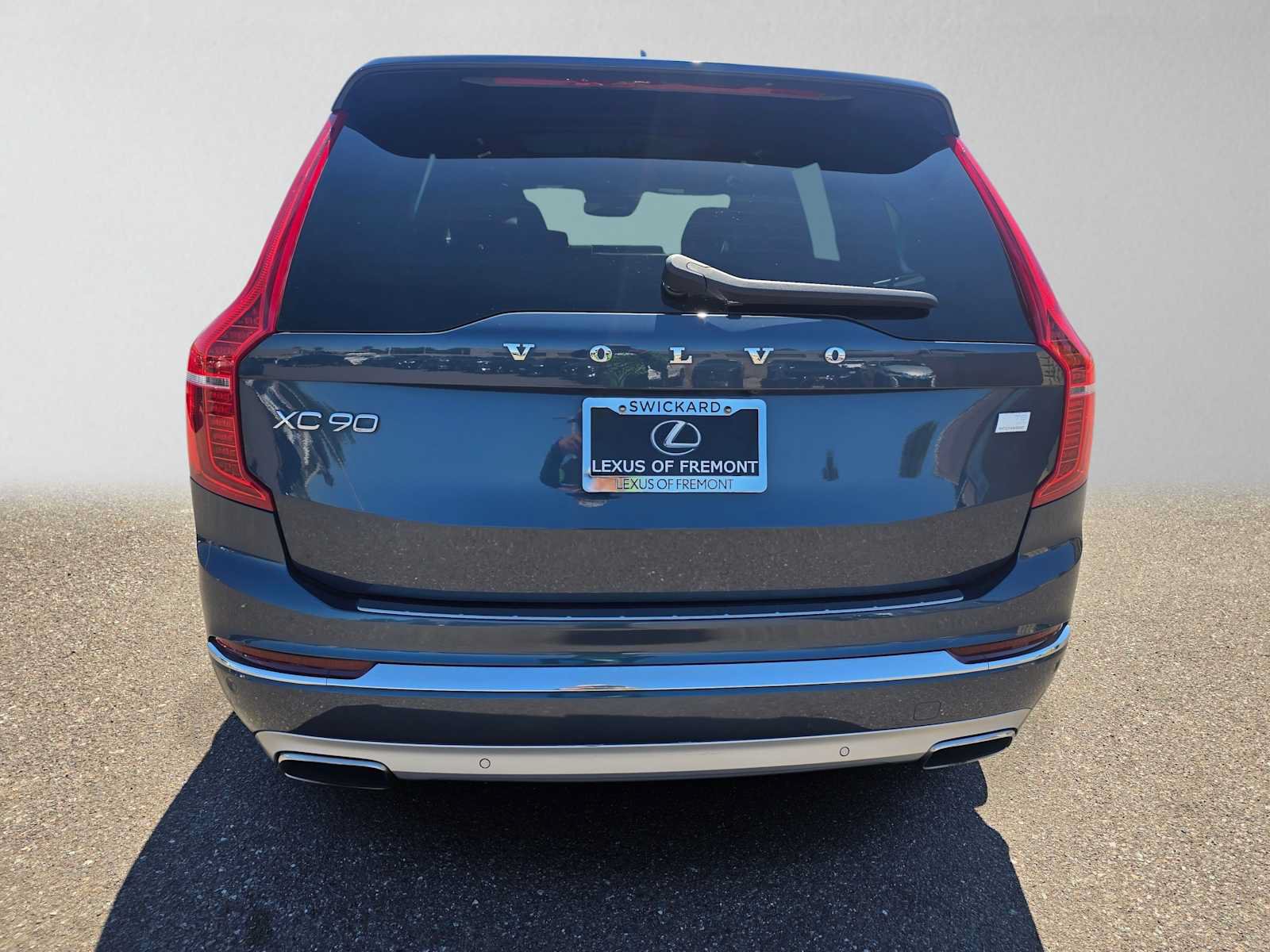 Used 2021 Volvo XC90 T8 Inscription w/ Advanced Package AWD/4WD image 4