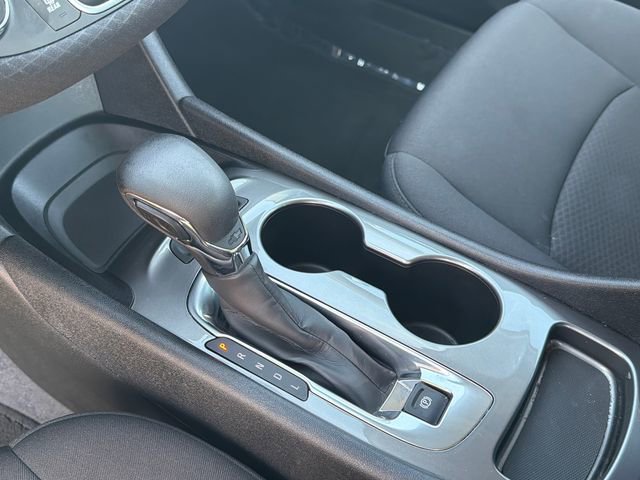 Used 2023 Chevrolet Malibu LS image 30