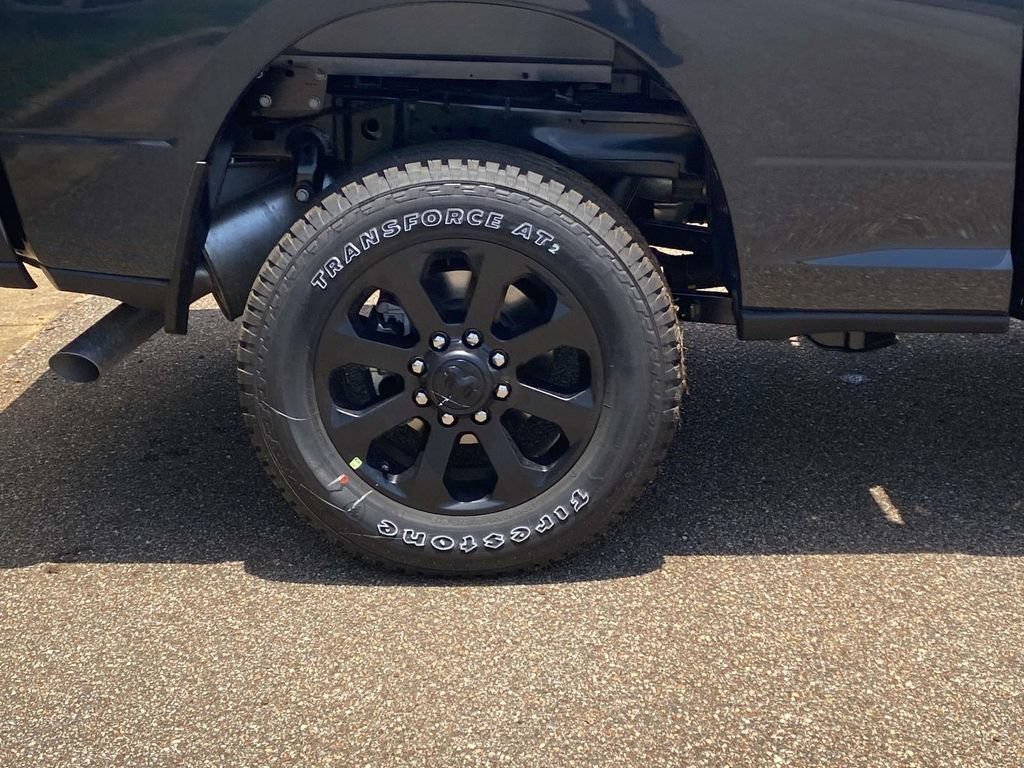 New 2026 RAM 2500 Big Horn AWD/4WD image 8